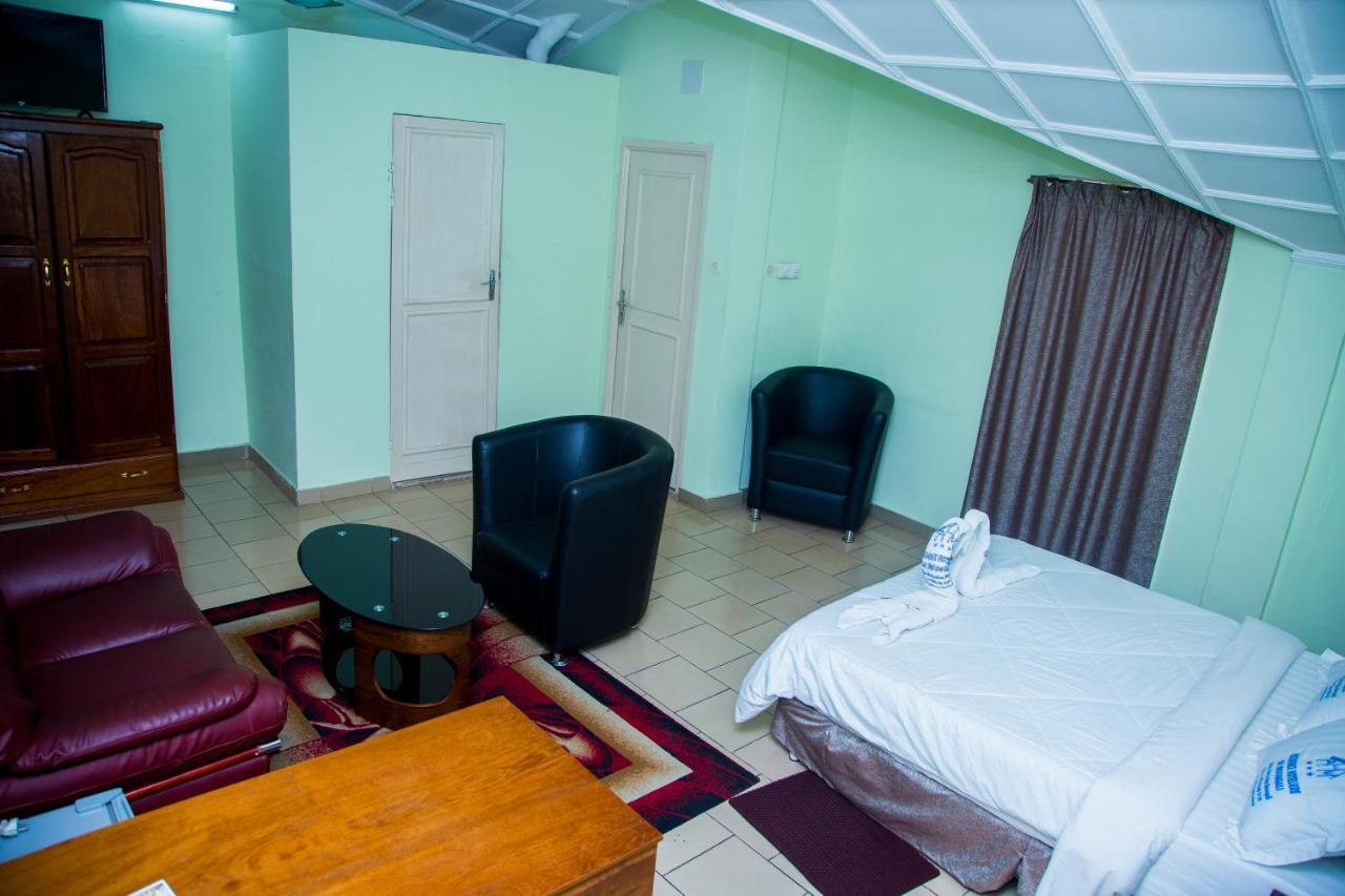 Résidence Hôtelière de Moungali Brazzaville Extérieur photo