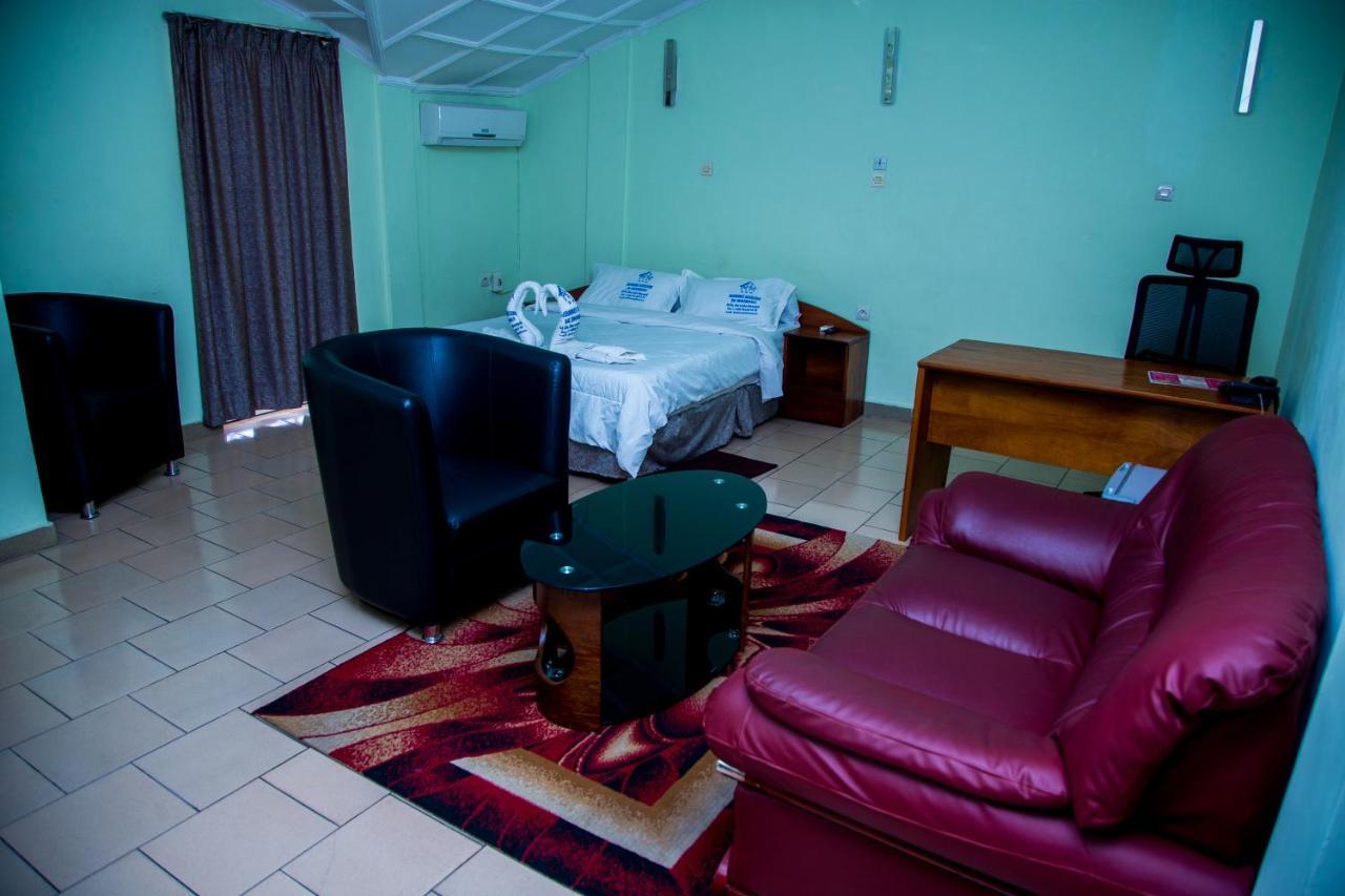 Résidence Hôtelière de Moungali Brazzaville Extérieur photo