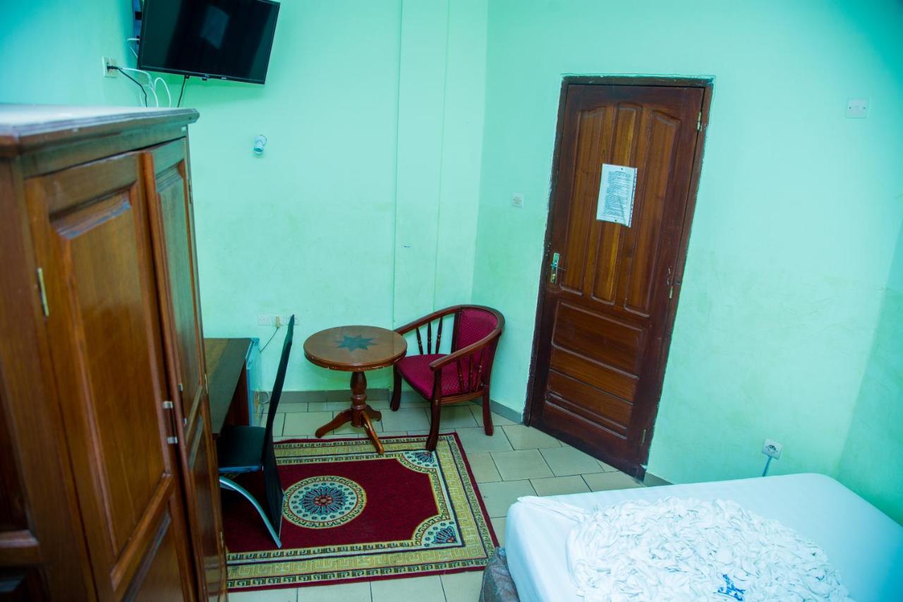 Résidence Hôtelière de Moungali Brazzaville Extérieur photo